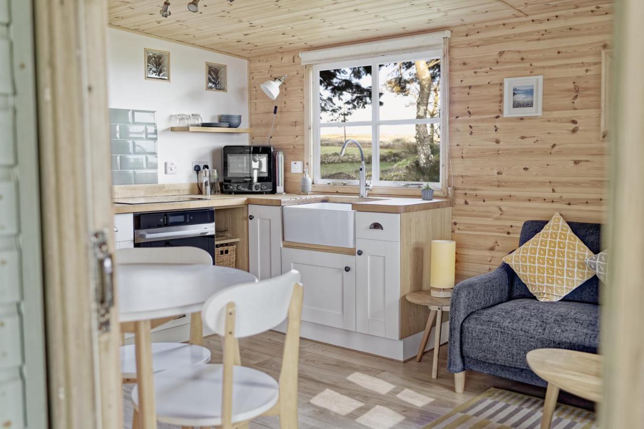 Scandi Cabin On A Hill, With Stunning Panoramic Views Ludgvan Eksteriør billede