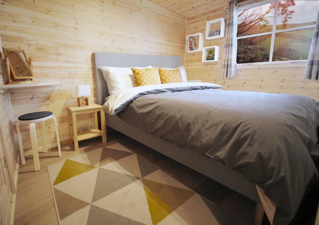 Scandi Cabin On A Hill, With Stunning Panoramic Views Ludgvan Eksteriør billede