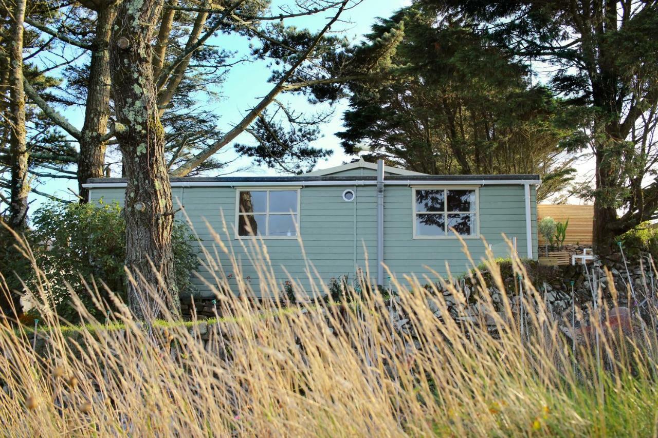 Scandi Cabin On A Hill, With Stunning Panoramic Views Ludgvan Eksteriør billede